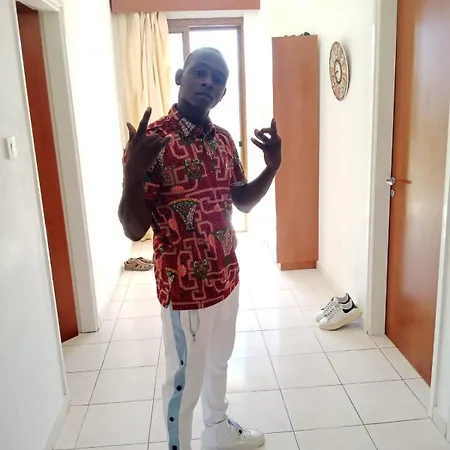 Youssouf Diallo Apartment *